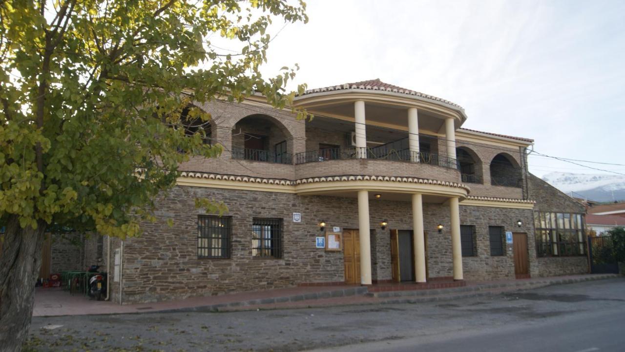 Labella - Hostal Rural Restaurante La Calahorra Exterior photo